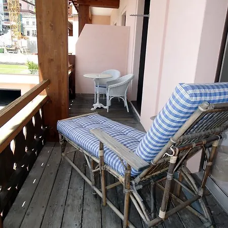 Buendnerhof 3* دافوس