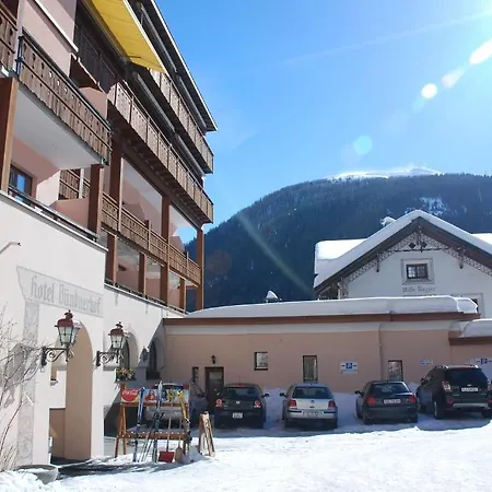 فندق Buendnerhof 3*