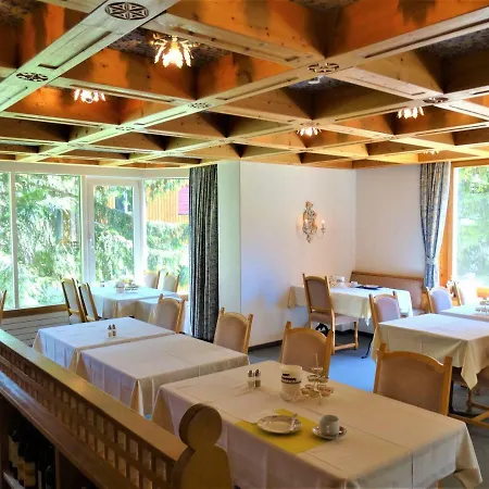 Buendnerhof 3* دافوس