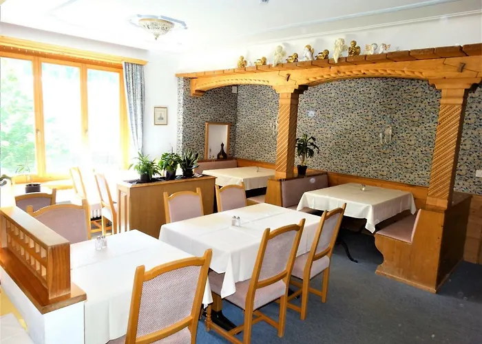 Bündnerhof Hotel 3*